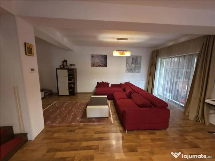 Casă cu 4 camere cu Teren 180 Mp în 1 Decembrie