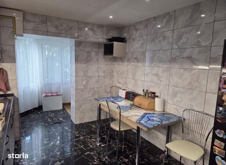 Apartament cu 3 camere în Nicolina