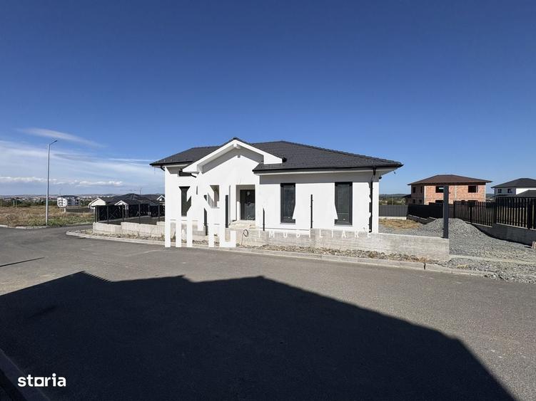 Casă cu 4 camere cu Teren 450 Mp în Central