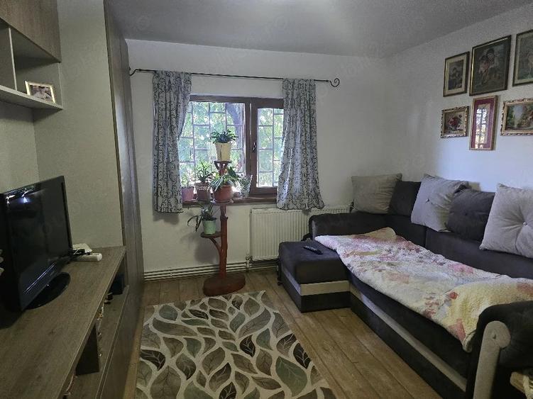 Apartament cu 2 camere semidecomandat în Sud