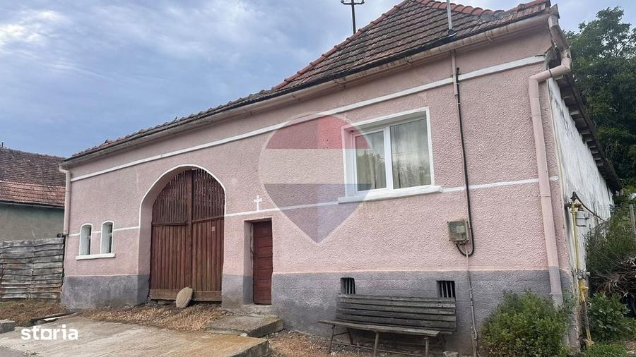 Casă cu 3 camere în Valea Lungă