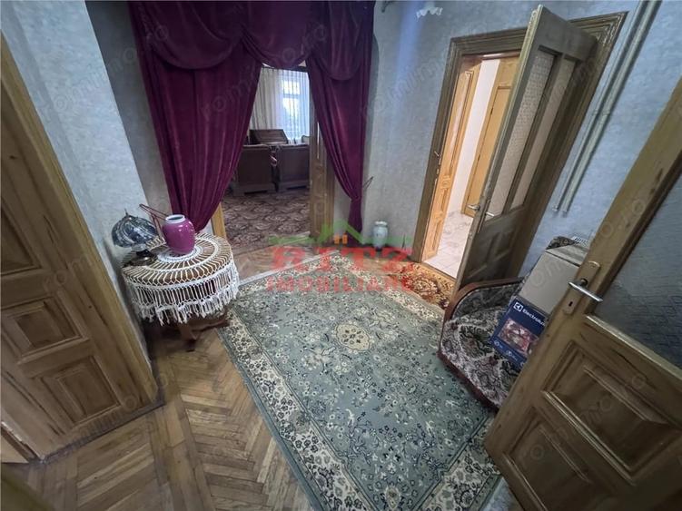 Casă cu 2 camere cu Teren 938 Mp în Sud