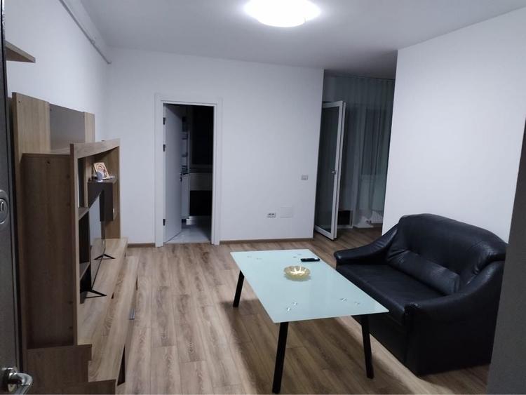 Apartament cu 2 camere decomandat în Exterior Vest