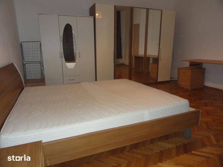 Apartament 2 camere, etaj, 2 Bdul Revolutiei, 103 mp, renovat, mobilat - 13