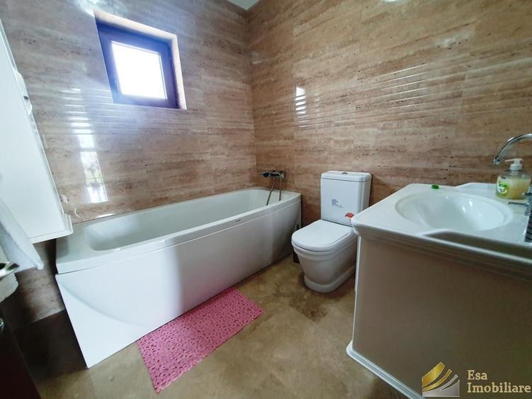 Casă cu 3 camere cu Teren 200 Mp în Sud-Vest