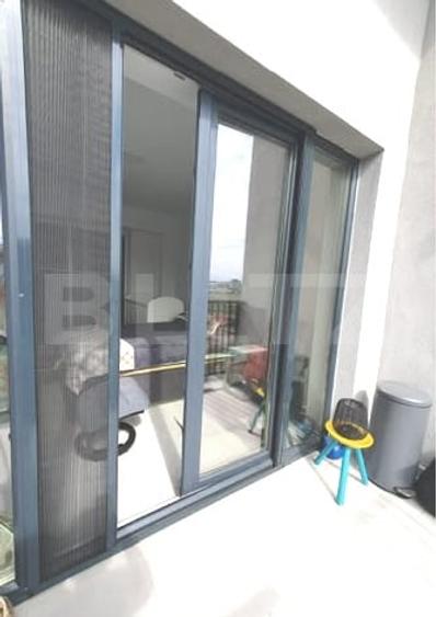 Apartament cu 3 camere decomandat, mobilat în Triaj