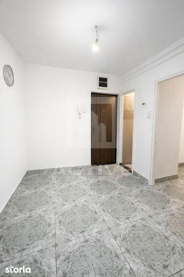 Apartament cu 3 camere în Plopilor