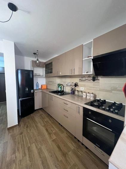 Apartament 3 camere decomandat Turceni - 5