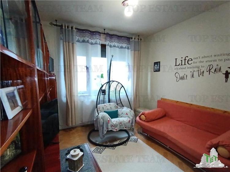 Apartament superb cu 4 camere, stradal, fix in centrul Buzaului langa primarie, - 12