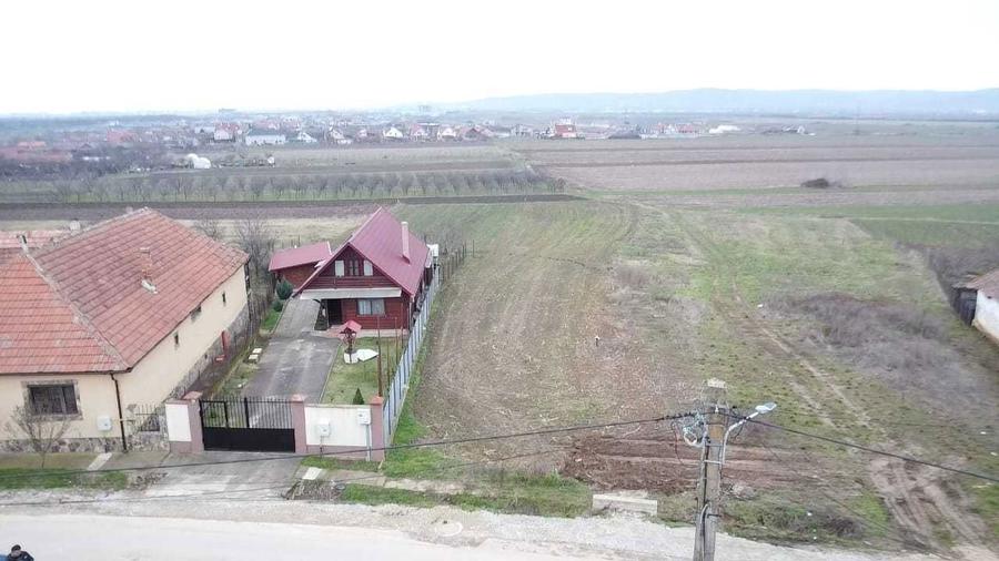 Teren intravilan Cheriu - 2