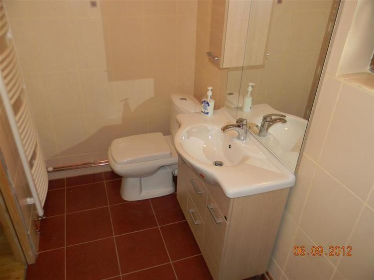 Vila pentru cazare muncitori Vladimirescu 18 lei/zi /pers. - 7