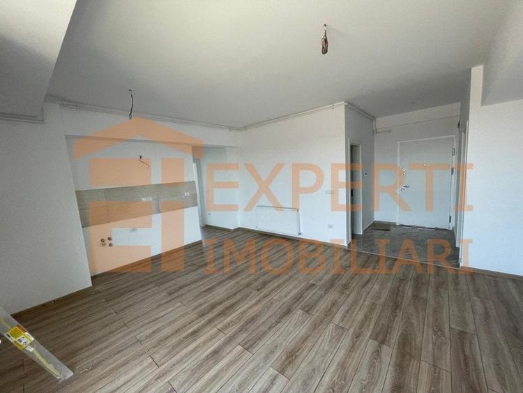 Apartament 3 camere situat in zona CAMPUS - TOMIS NORD - 12
