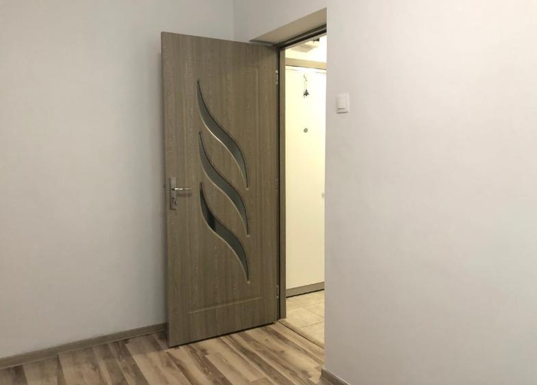 Apartament cu 3 camere în 7 Noiembrie 58 m2 (VANZARE SAU LA SCHIMB cu 40m2) - 7