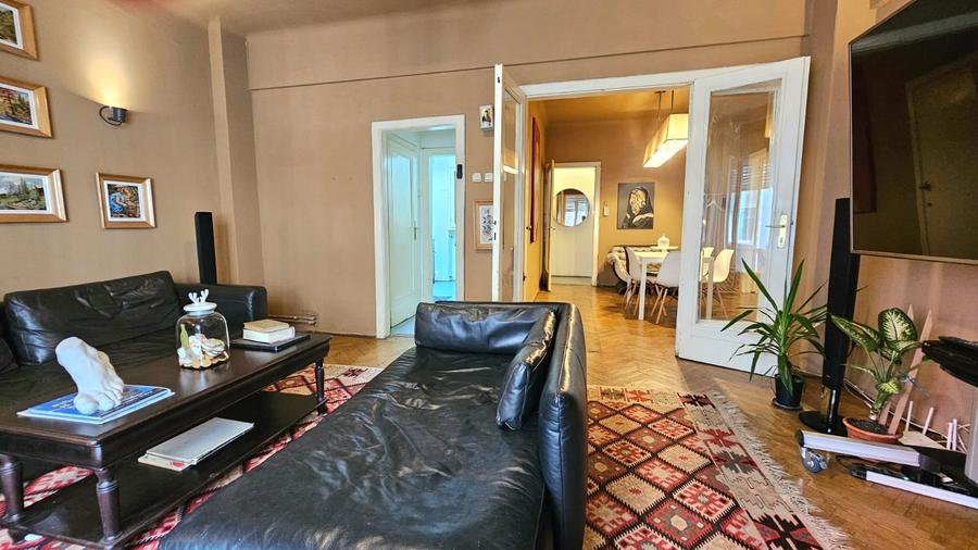 Apartament interbelic, la 20 m de Universitate-Comision 0% - 4