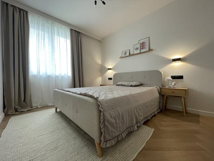 Prima inchiriere! 2 camere ultrafinisat cu parcare si curte privata - 1