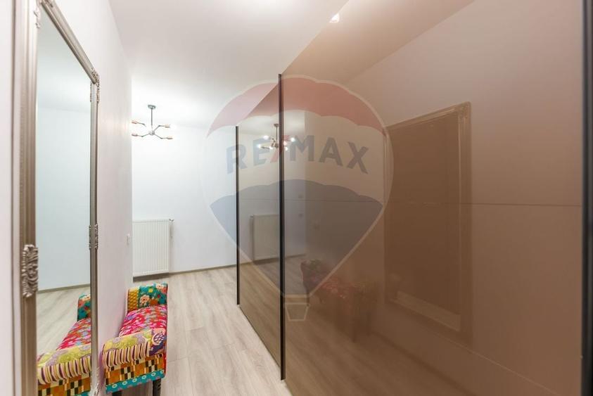 Apartament cu 2 camere,82 mp Arad Plaza - 9