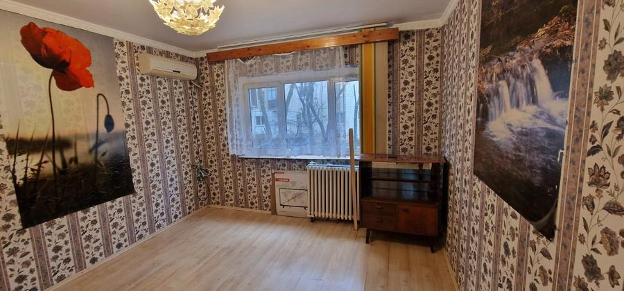 Enachita Vacarescu ,se vinde la parter apartament decomandat 2 camere pret 60000 - 10
