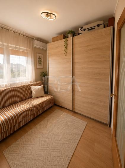 4 camere Vitan decomandat,centrală,inst. schimb.,parcare,an 1990,metrou, 93 - 7