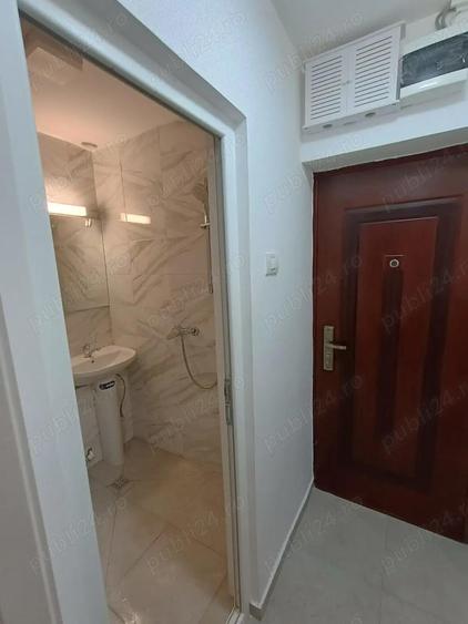 Garsoniera ideala pentru locuit sau investitie- vis-a-vis de BCR - 3