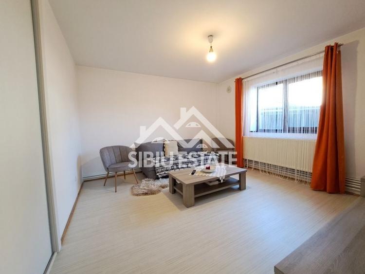 Casa Sibiu cu pivnita si garaj, curte mare - 5