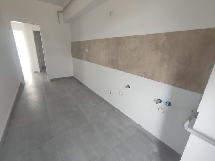 Apartament 3  camere Pacurari  COD   136435 - 2