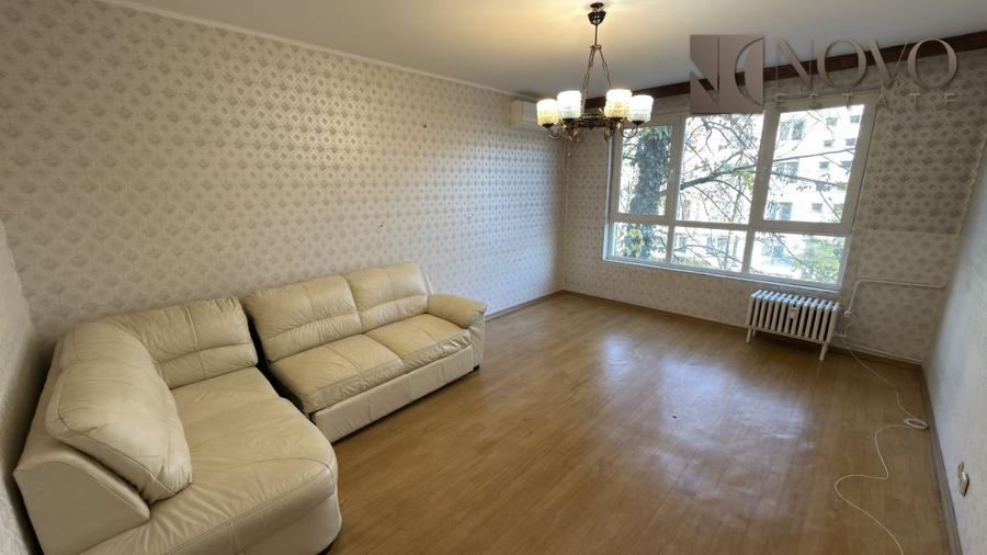 Apartament 4 camere 2 bai decomandat zona Ozana | 1 Decembrie 1918 - 1