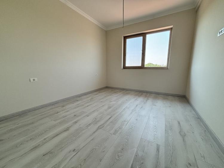 Casa insiruita 5 camere, 142mp, 360mp teren,despartita prin GARAJ in Giroc - 11