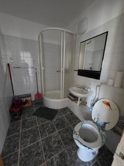 Calea Mosilor, 5 minute metrou Obor, stradal, vedere spate, bloc 1982, - 3