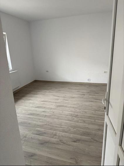 Vand apartament 4 camere in Deva, complet renovat - 2