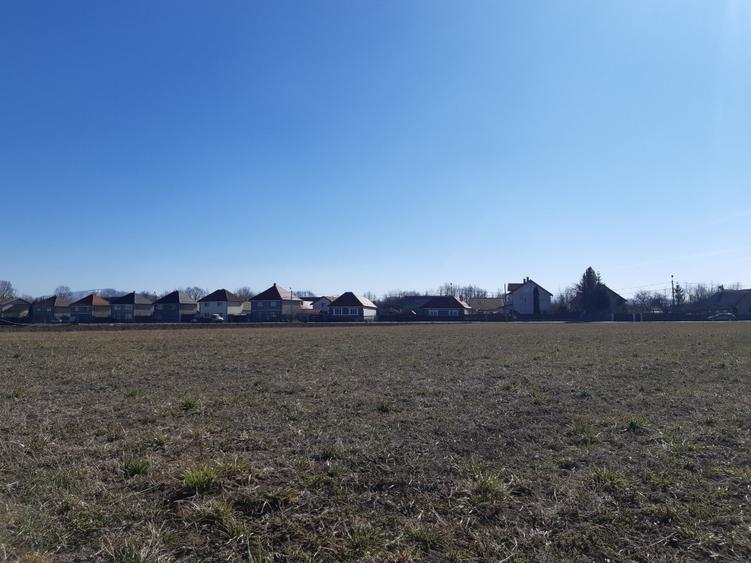 Teren intravilan construibil utilitati central Lunca Calnicului - 6