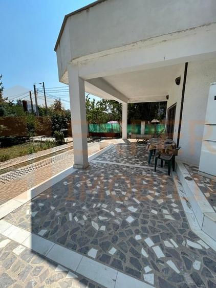 Povestea unei case la doar 200 m de valuri, cu piscina si terasa panoramica - 3