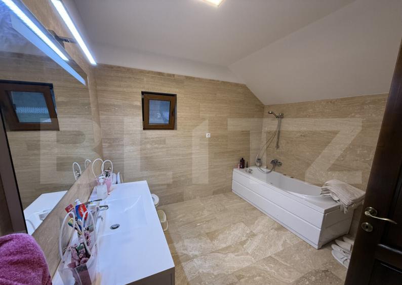 Vila 327 mp, teren 3173 mp, Cobia - 6