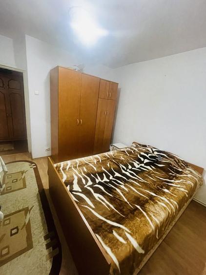 De vanzare apartament 3 camere decomandat! - 8