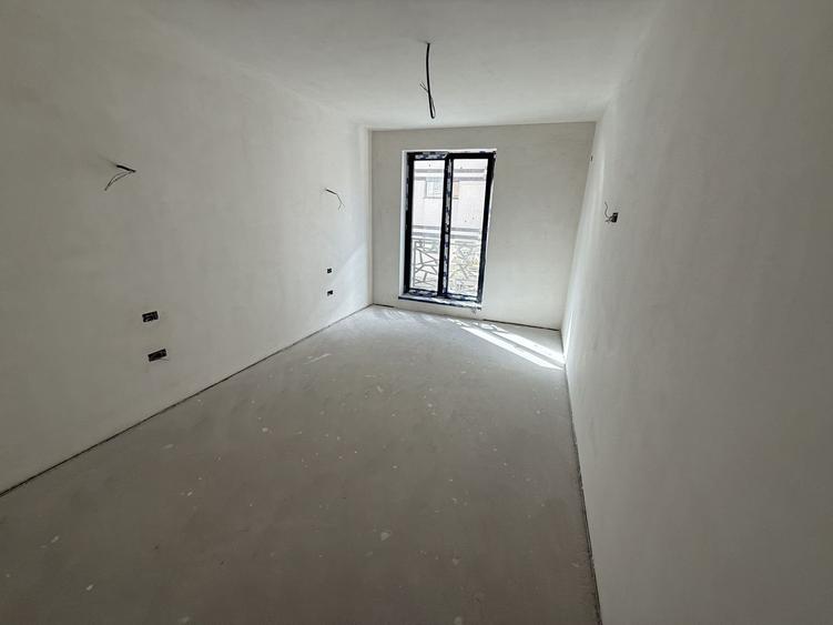Apartament 3 camere zona Tomis Plus - 2