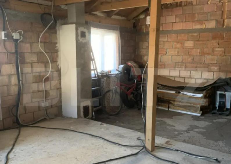 Casa de vanzare in Zarne?ti zona retrasa, langa - 5