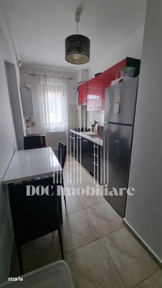 Apartament cu 2 camere decomandat, mobilat în Sălăjan