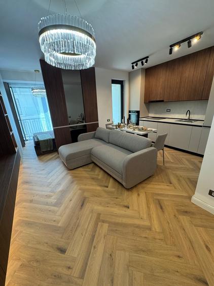Apartament cu 2 camere semidecomandat în Pipera
