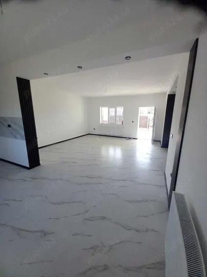 Duplex 3 camere-finisaje premium-Beregsau Mare-toate utilitatiile - 2