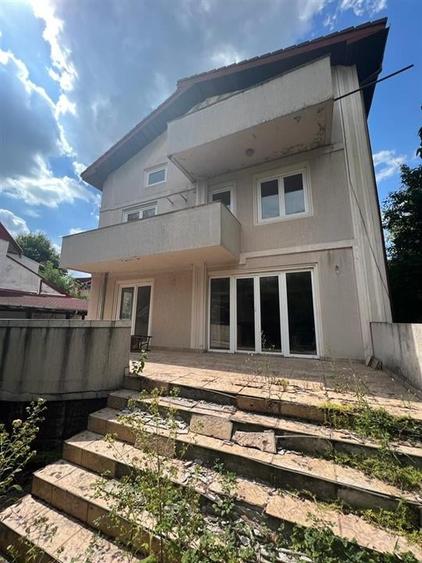 Vila individuala / S+P+1E+M /Iancu Nicolae-Zoo / necesita renovare - 4