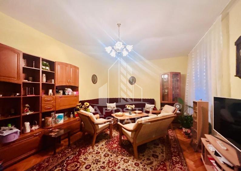 Apartament 3 camere, ideal pentru investitie, in Piata Un... - 3