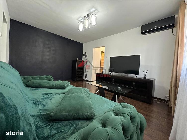 Inchiriere Apartament 3 camere Decomandat Podu Ros - Palas - 6