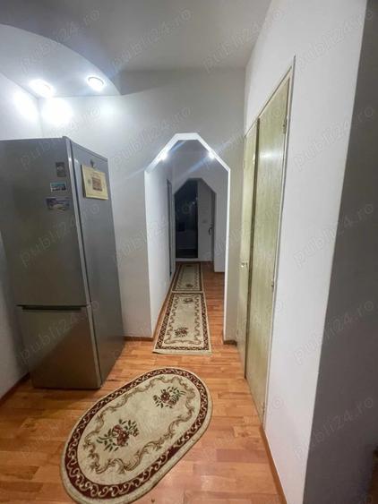 Vand apartament 3 camere central - 6