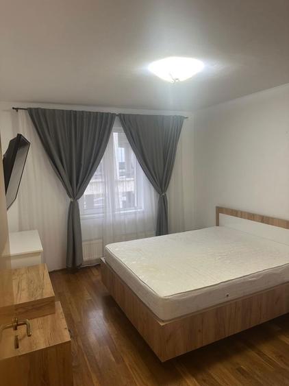 Inchiriere apartament Trifoiului - 6