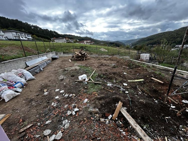 Casa individuala Narciselor 4 camere si teren 440 mp - 1