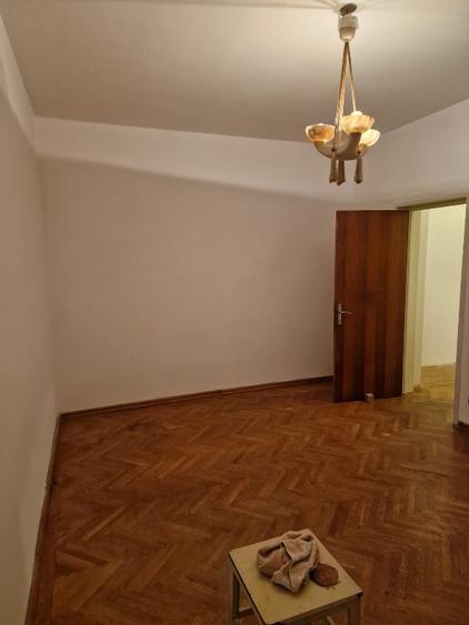 Apartament spațios 3 camere + dependințe, Pajura – vilă - 6