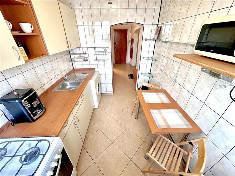 Vanzare apartament cu 2 camere Pasajul Basarb - 12