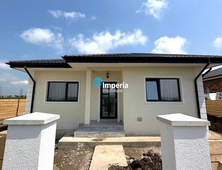 Casa P 3 cam, 700 teren, 800 de CTP, Horpaz Miroslava - 1