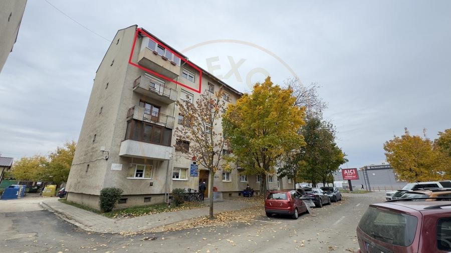 Apartament 3 camere MV2 Etaj IV, Str. Octavian Goga - Carei - 10