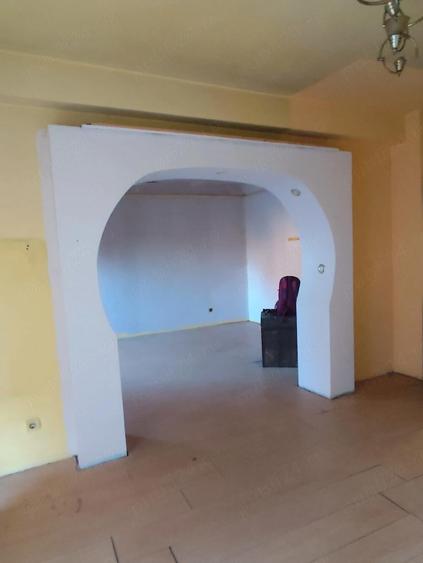 Casa pe col? cu teren 396 m2 ?i proiect de mansardare (reinnoibil) - 5