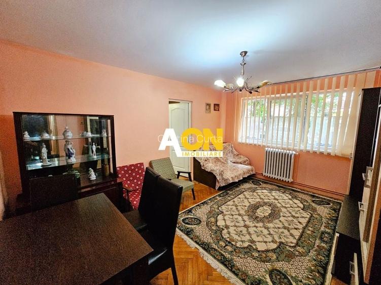 Apartament 2 camere, semidecomandat, parter, ultracentral